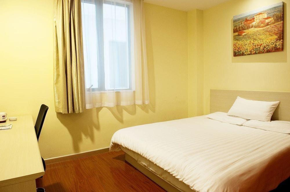Hanting Express Shanghai Middle Sichuan Road Екстериор снимка