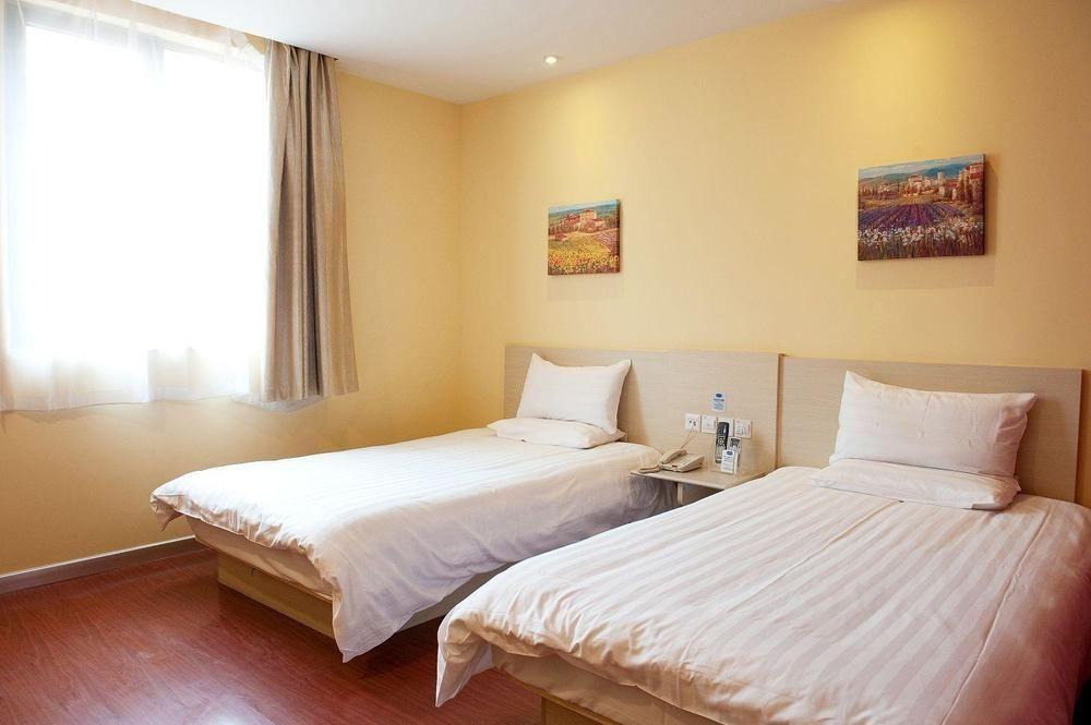 Hanting Express Shanghai Middle Sichuan Road Екстериор снимка