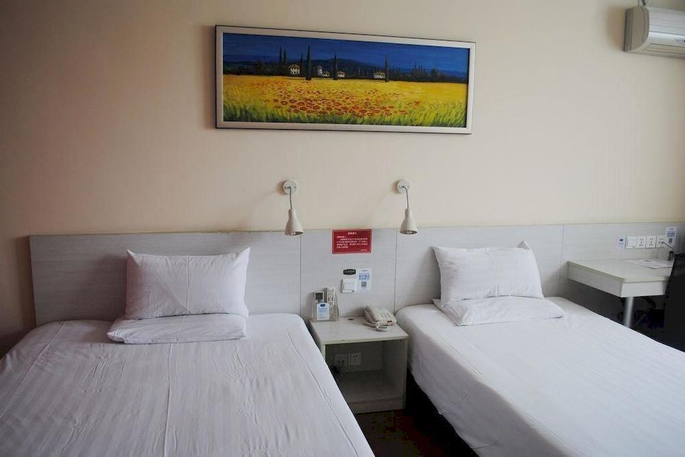 Hanting Express Shanghai Middle Sichuan Road Екстериор снимка